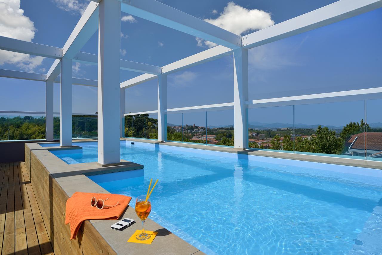 Embassy Hotel & Spa Cattolica Eksteriør billede